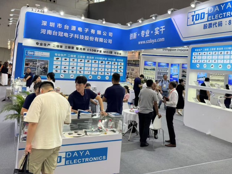 DAYA Electronics presenta la gamma completa di dispositivi di alimentazione alla fiera degli alimentatori di Shenzhen 2026, potenziando l'innovazione e l'aggiornamento del settore
